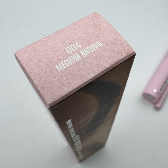 Kylie Cosmetics Kybrow Brow Gel & Pencil Kit - Medium Brown 004 - Picture 7 of 7